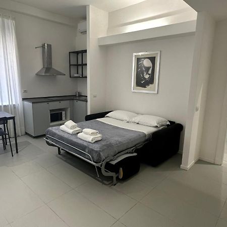 Art Atelier Apartments Roma Esterno foto
