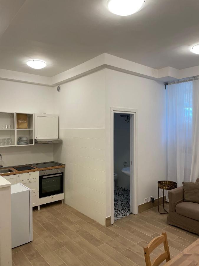 Art Atelier Apartments Roma Esterno foto