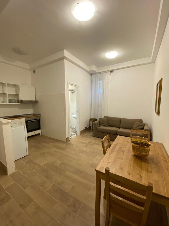 Art Atelier Apartments Roma Esterno foto