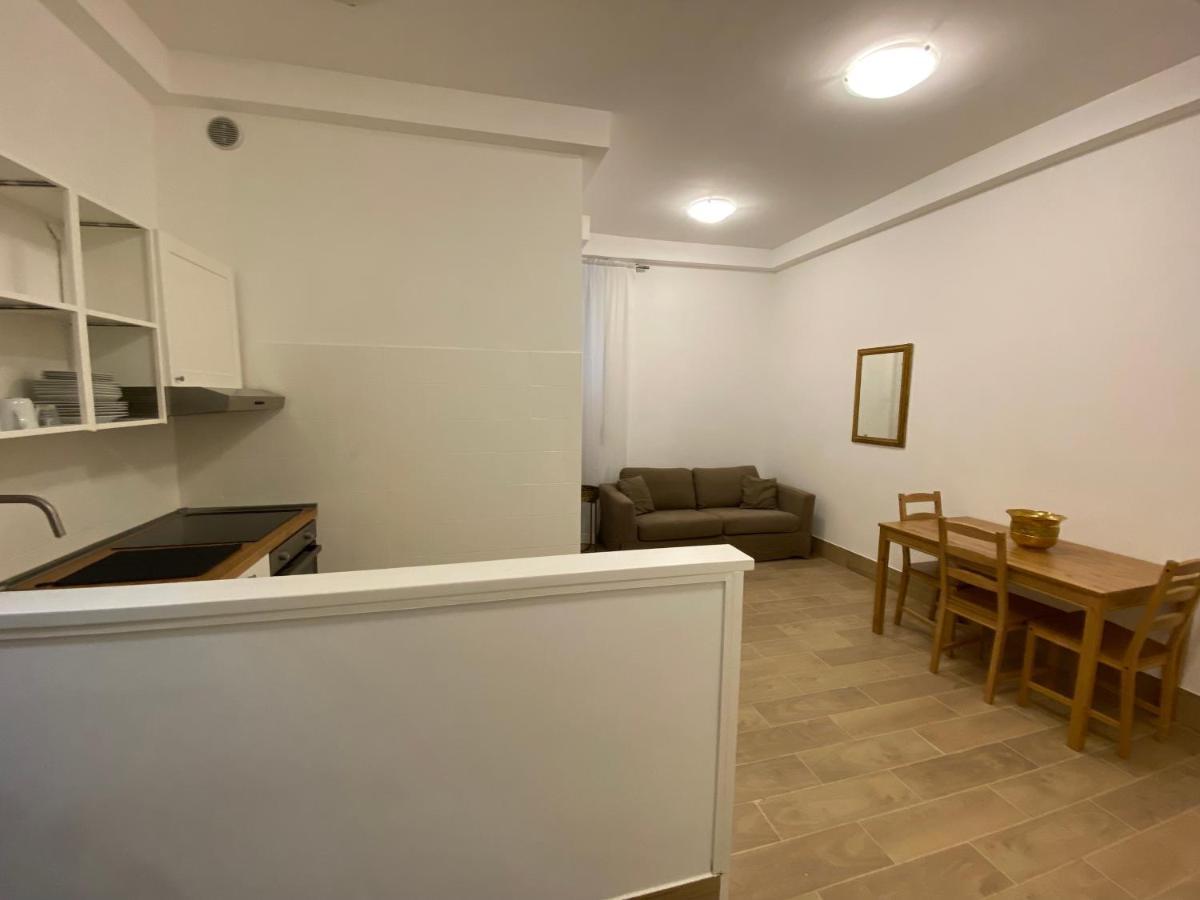 Art Atelier Apartments Roma Esterno foto