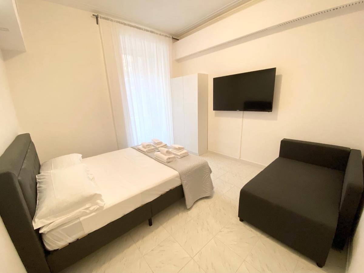 Art Atelier Apartments Roma Esterno foto
