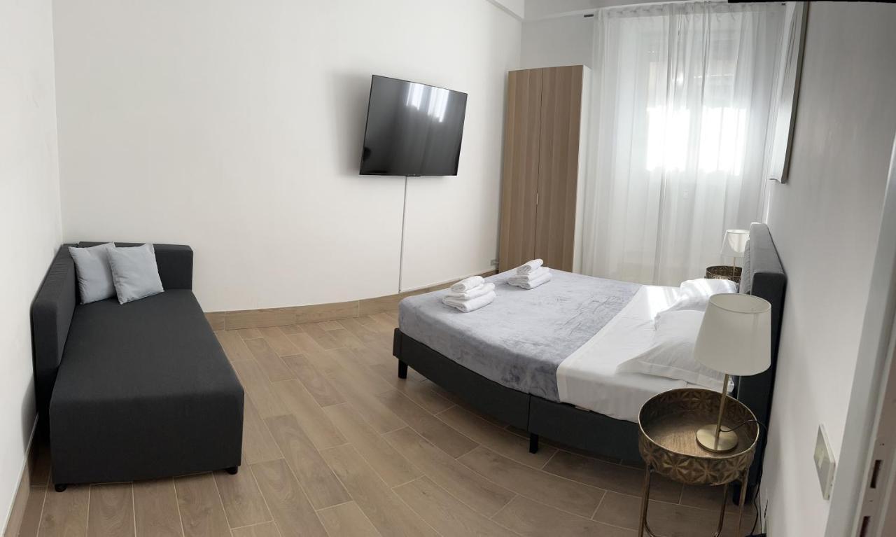 Art Atelier Apartments Roma Esterno foto