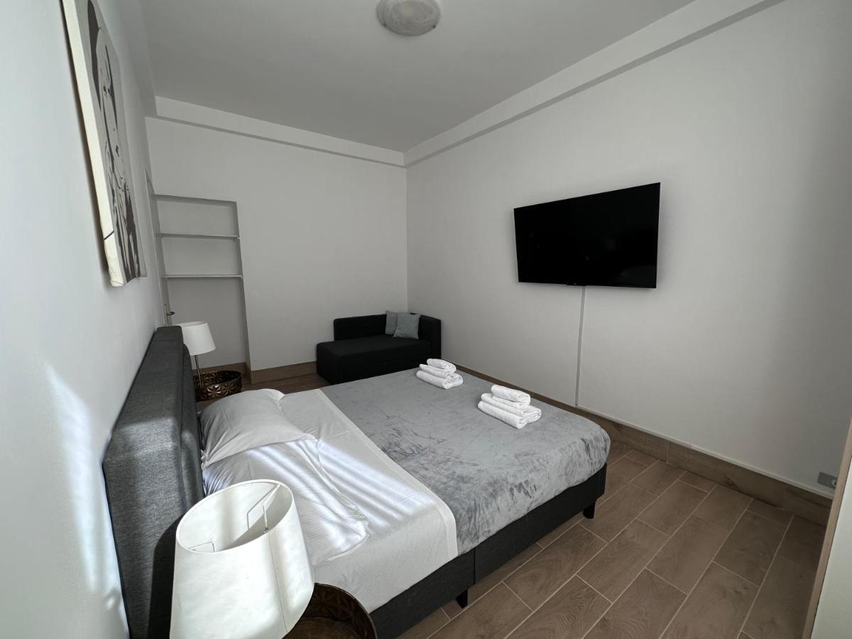 Art Atelier Apartments Roma Esterno foto