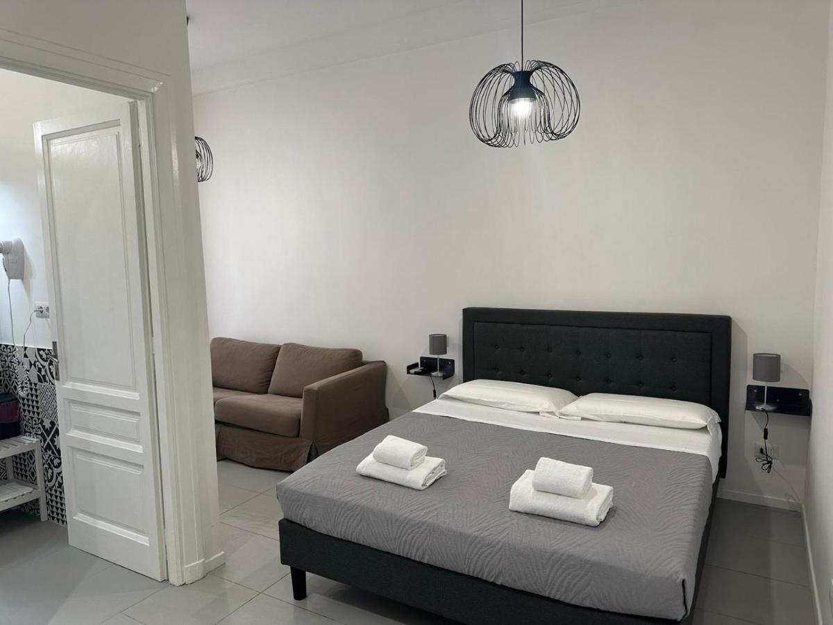 Art Atelier Apartments Roma Esterno foto